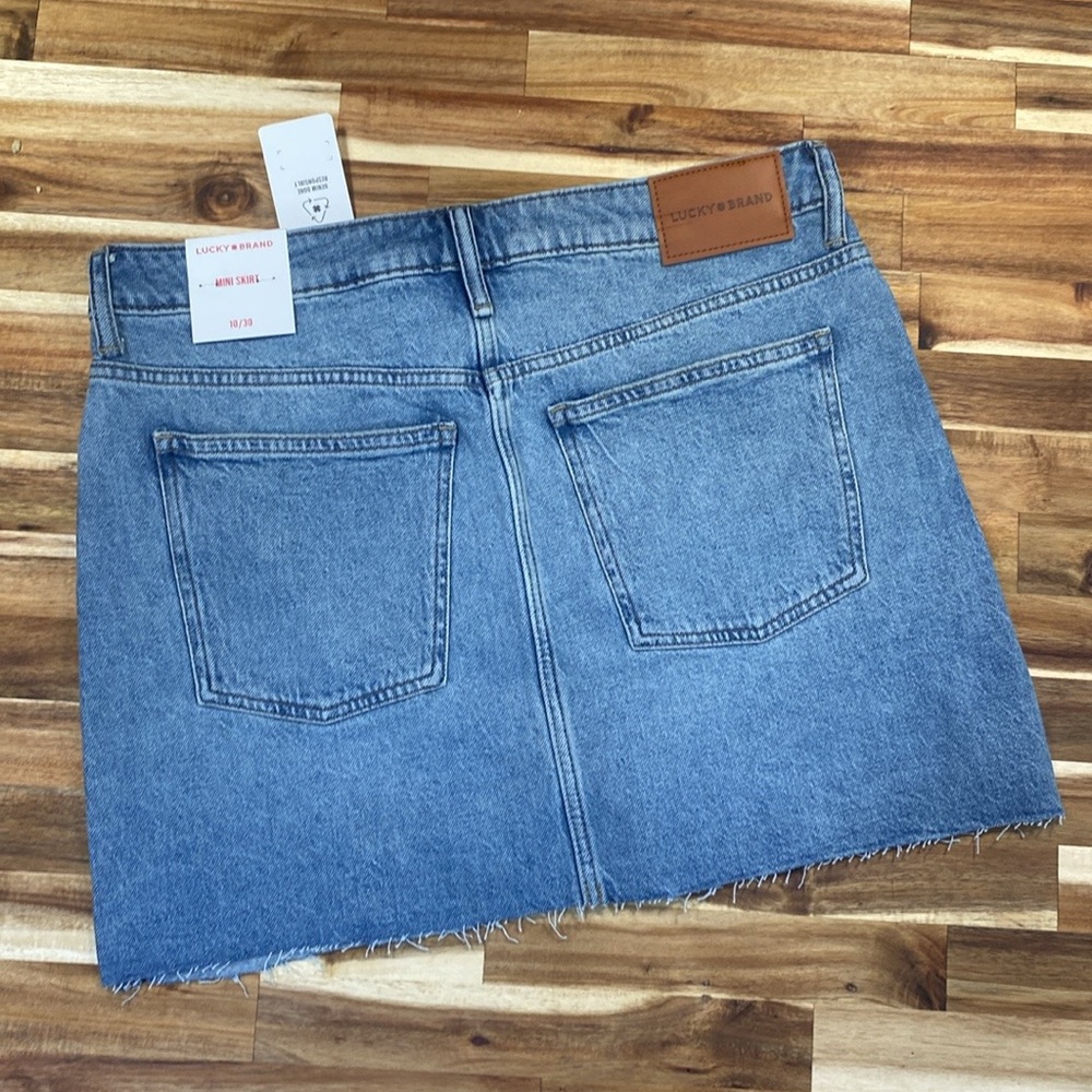 🍀 Lucky Brand Light Blue Sun-kissed Cut Denim Mini Skirt - Picture 2 of 7